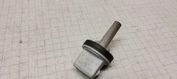 Volkswagen PASSAT B5.5 Interior temperature sensor 4A0820539