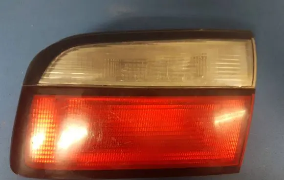 Mazda 626 Tailgate rear/tail lights R2267
