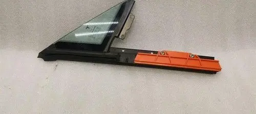 Tesla Model S Front door window glass four-door 600654400J