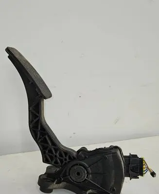 Hyundai i30 Accelerator throttle pedal 070817J0446