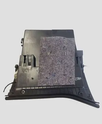 Peugeot 308 Glove box 9677995177
