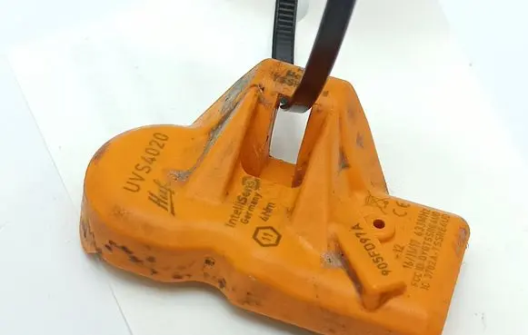 Tire pressure sensor