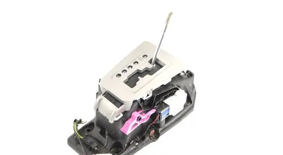 Audi A1 Gear shifter/selector 04766410AC