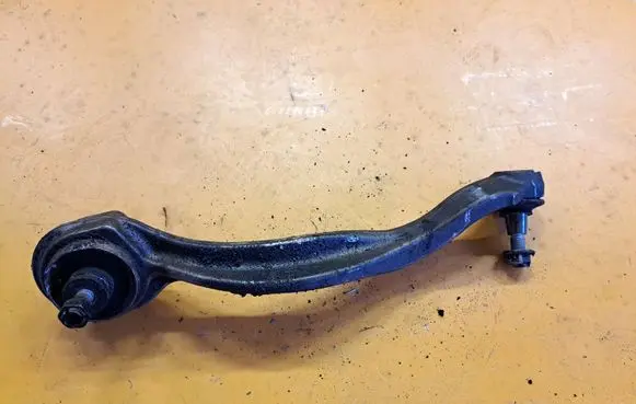 Mercedes-Benz E W212 Front control arm