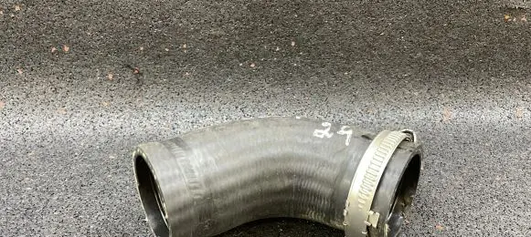 Audi A4 S4 B9 Intercooler hose/pipe 04L145828B