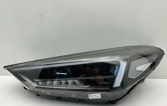 Hyundai Tucson TL Headlight/headlamp