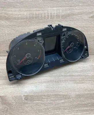 Volkswagen PASSAT B6 Speedometer (instrument cluster) 3C0920972J 007494