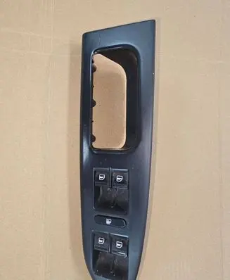 Volkswagen Touran I Electric window control switch 1T1867371H