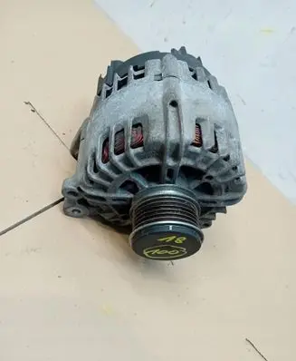 Audi A3 S3 8P Generator/alternator 03L903023F
