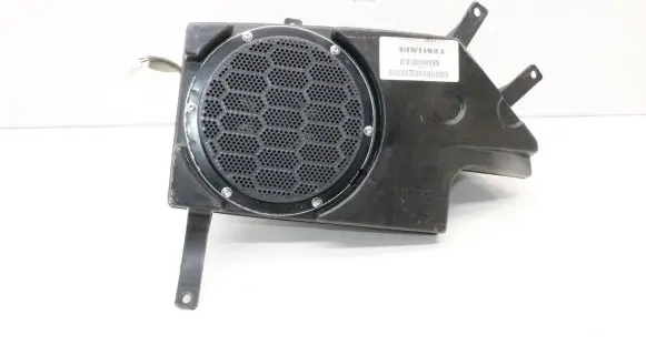 Jeep Cherokee Subwoofer speaker 05091212AB