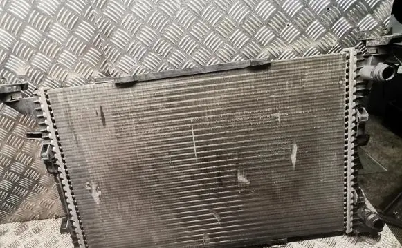 Audi A5 8T 8F Coolant radiator 8k0121251r