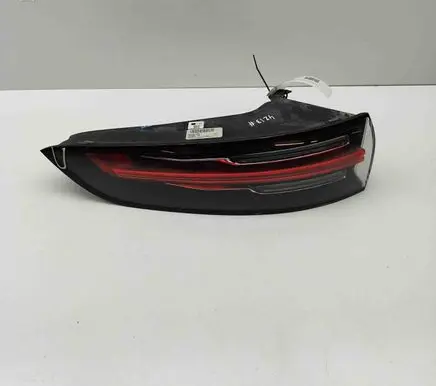 Porsche Cayenne (9Y0 9Y3) Rear/tail lights 9Y0945095D