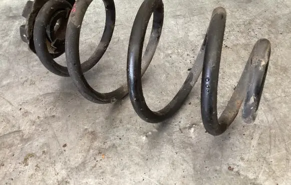 Renault Modus Front coil spring