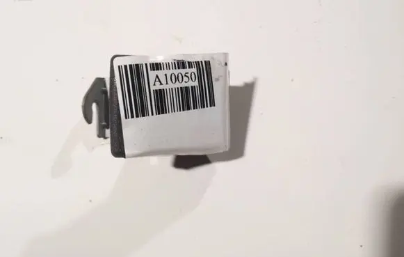 Engine bonnet (hood) release handle