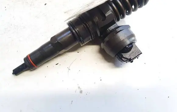 Audi A3 S3 8L Fuel injector 038130073AJ