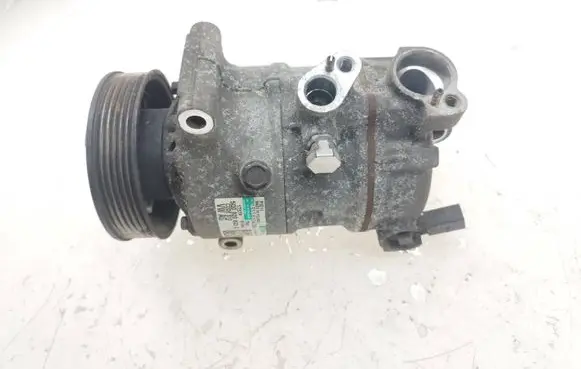 Seat Leon (5F) Air conditioning (A/C) compressor (pump) 5Q0820803C 13558106384 1737P