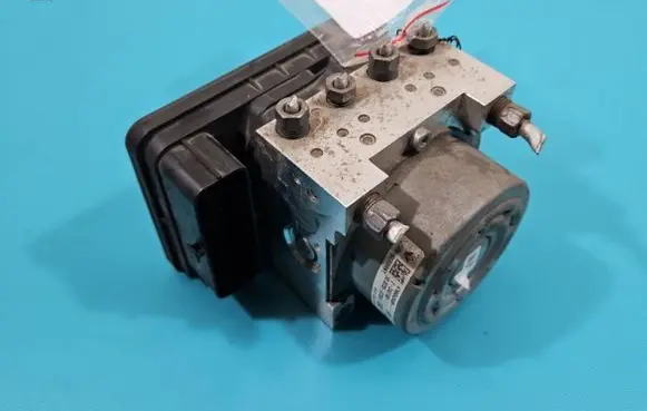Renault Megane IV ABS Pump 476604349R IMPRK1411736