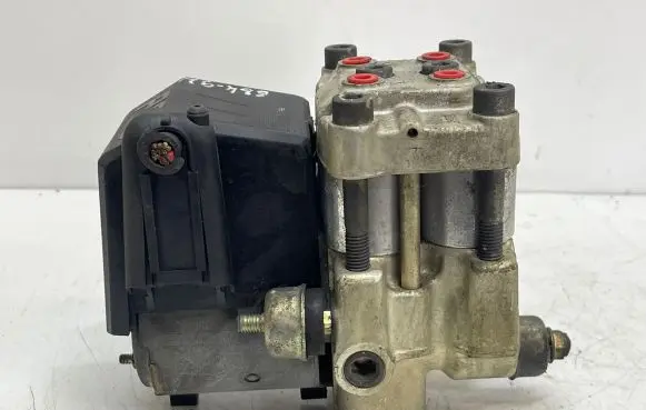 BMW 5 E34 ABS Pump 1157874 0265201022 2697200304