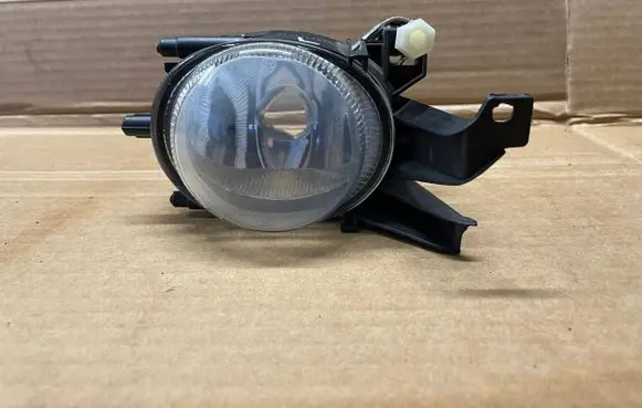 BMW 5 E39 Front fog light FT020504C