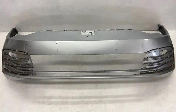 Volkswagen Golf VIII Front bumper 5H0807221H