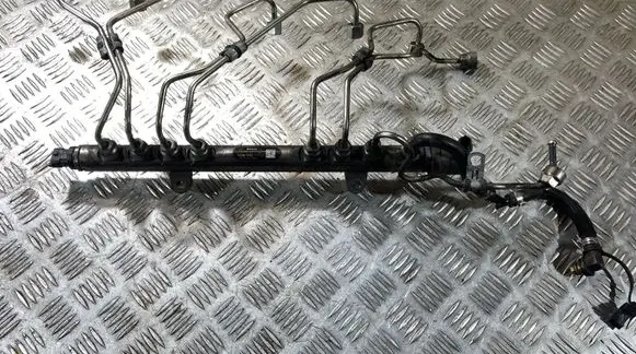 Volvo XC60 Fuel main line pipe 30777759