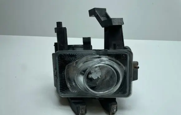 Opel Zafira B Front fog light 19A498B
