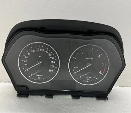 BMW 2 F46 Speedometer (instrument cluster) IK6805182 17649411 0030849697