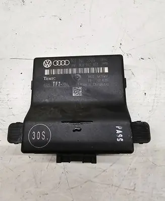 Audi A3 S3 8P Gateway control module 1K0907530G