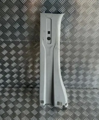 Renault Trafic III (X82) (B) pillar trim (top) 769145239R 93868925 93868927