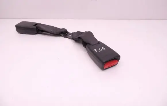 Lexus IS 220D-250-350 Rear seatbelt buckle D95