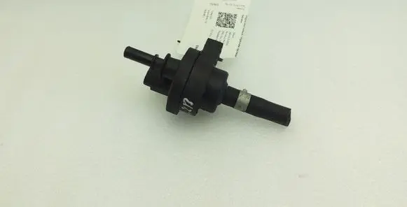 Nissan Juke I F15 Fuel tank valve V29036755