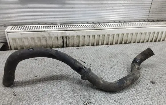 Volkswagen Golf IV Engine coolant pipe/hose