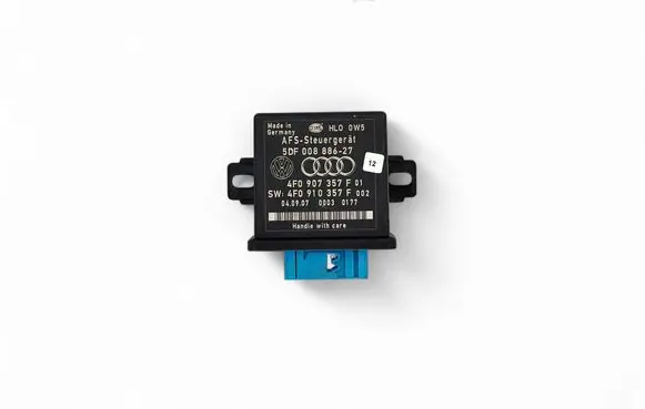 Audi A6 S6 C6 4F Light module LCM 5DF00888627 4F0907357F 4F0910357F