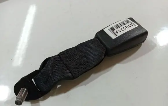 Nissan Micra Rear seatbelt buckle