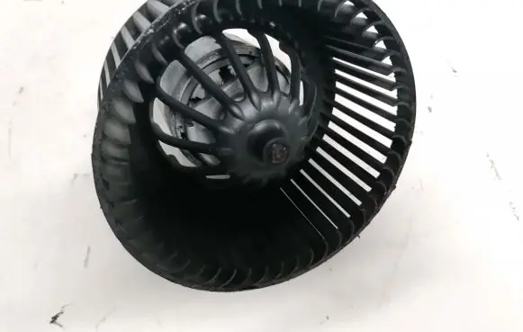 Citroen C3 Heater fan/blower 657475v