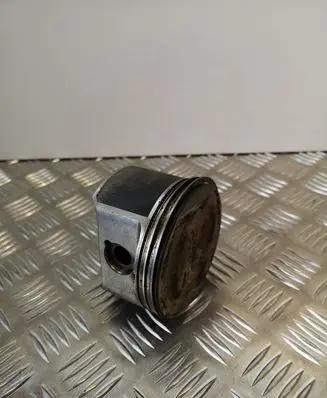 Chrysler 300 - 300C Piston 96L32 T271