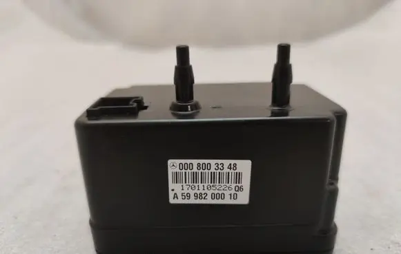 Mercedes-Benz E W212 Door central lock control unit/module A5998200010 0008003348