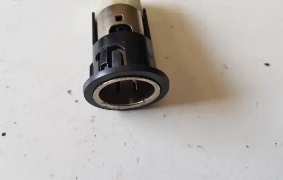 Opel Movano B Cigarette lighter 12V724V