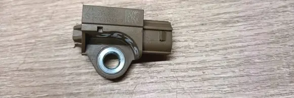 Mazda CX-5 Airbag deployment crash/impact sensor Kd4557kc0
