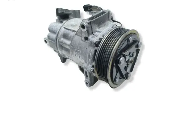 Renault Clio V Air conditioning (A/C) compressor (pump) 926005450R