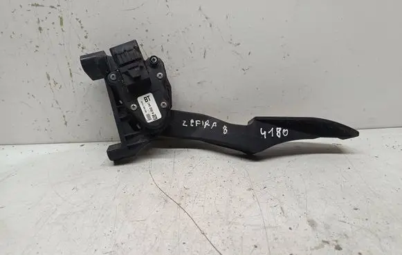 Opel Zafira B Accelerator throttle pedal 9202341 6PV00811400