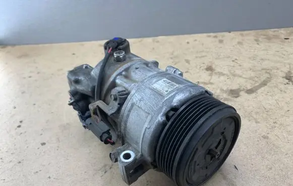 BMW 3 E90 E91 Air conditioning (A/C) compressor (pump) 6987766 64526987766 64526935613