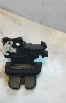 Audi A3 S3 A3 Sportback 8P Tailgate/trunk/boot lock/catch/latch 8P4827505B