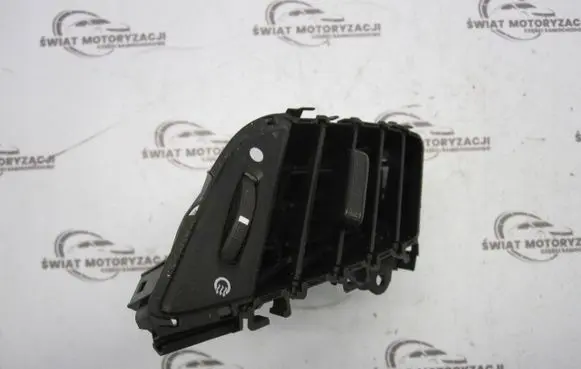 Ford Fiesta Dashboard side air vent grill/cover trim A018B09