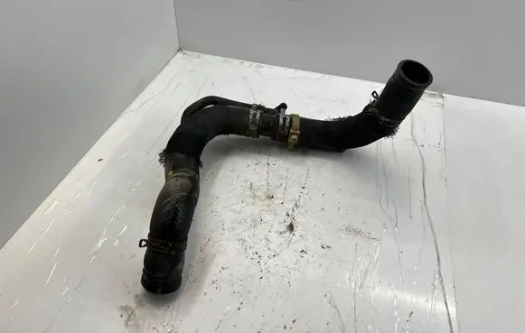 Toyota RAV 4 (XA30) Engine coolant pipe/hose 