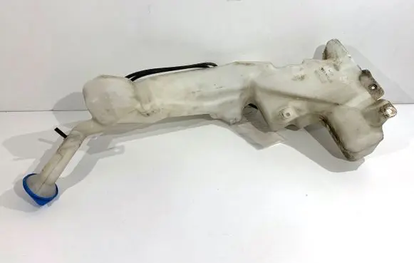 Honda CR-V Windshield washer fluid reservoir/tank HLC22027