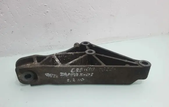 Opel Zafira B Gearbox mounting bracket 24459825