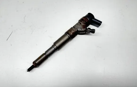 BMW 5 E60 E61 Fuel injector 0445110209 7794435