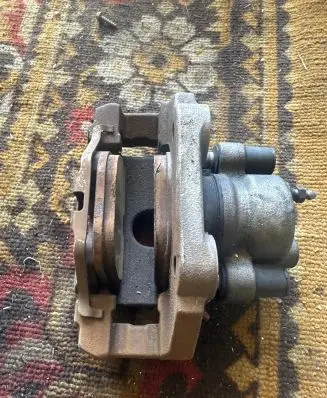 BMW 7 F01 F02 F03 F04 Rear brake caliper 10191301