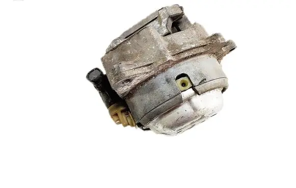 Audi A8 S8 D4 4H Engine mount bracket 4H0199381AR